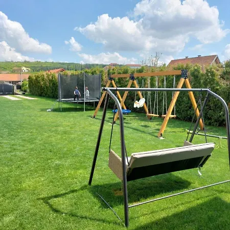 Aria Lux 브르드니크