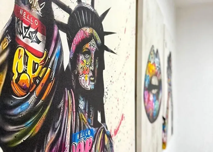 Aria Lux アパート *